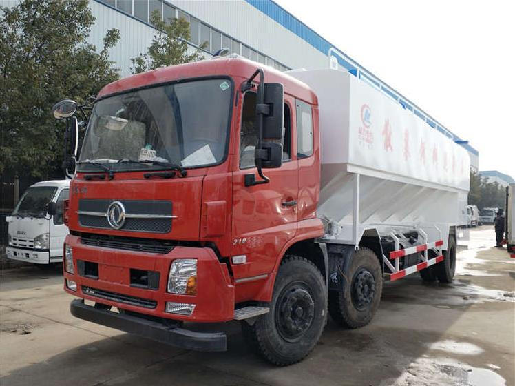 東風(fēng)天錦小三軸15噸散裝飼料運(yùn)輸車(chē)
