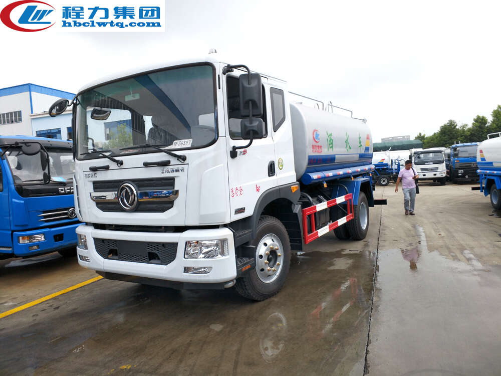 國(guó)五東風(fēng)D9多利卡12噸灑水車