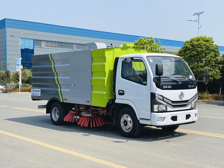 國(guó)六東風(fēng)多利卡D6掃路車(chē)
