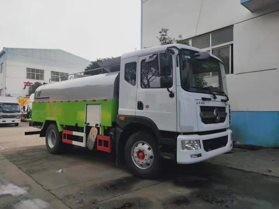 國(guó)六10方東風(fēng)D9高壓管道清洗車(chē)