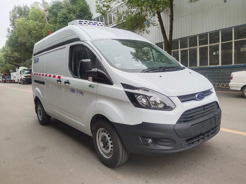 國(guó)六福特全順冷藏車--柴油版