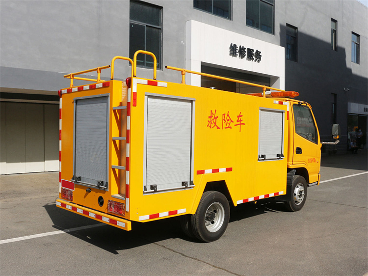 躍進(jìn)雙排 (4).jpg 躍進(jìn)雙排 (4).jpg